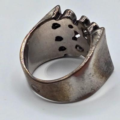LOT 113: Vintage Necklaces, Bracelet, Ring, and Brooche