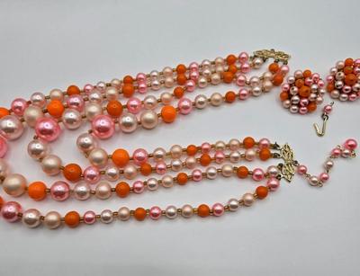 LOT Vintage Beaded Necklaces, Bracelets, and Clip Earrings