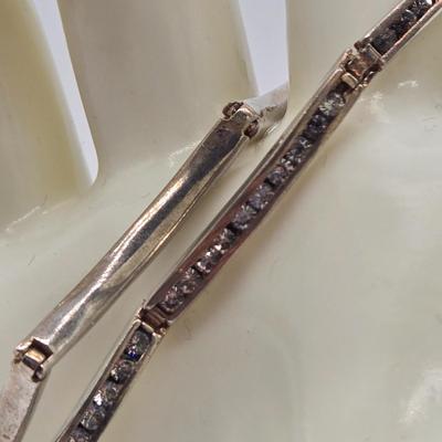 LOT 132: 925 Sterling Silver Bracelet with Rhinestones 7.6gtw