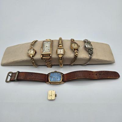 LOT 135: Multiple Vintage Watches
