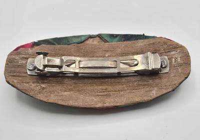 LOT 147: Fun Chunky Necklaces, Hair Accessories, Wallets, and More