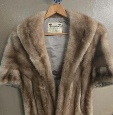 Sale Photo Thumbnail #177