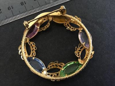 Beautiful Filagree Glass Stone Brooch