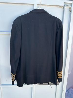 WWII US NAVY OFFICER DRESS JACKET