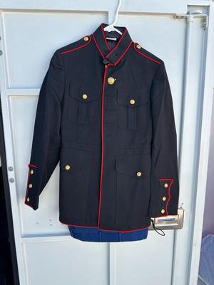 MARINE CORPS DRESS BLUE TUNIC