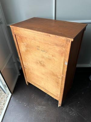 VINTAGE 4 DRAWER DRESSER ON CASTERS