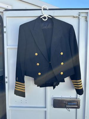 U.S. NAVY DINNER DINNER DRESS BLUES UNIFORM