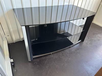 3 TIER MEDIA STAND AND PHILLIPS VHS/DVD COMBO PLAYER