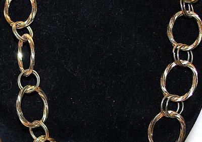 Gold Colored Twisted Ovals & Circles NECKLACE with a Lobster Clasp 17" L