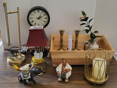 LOT 173G: Various Desktop Items Including Lamps, Clock and More