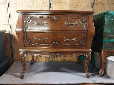 WOODEN TWO DRAWER VINTAGE NIGHTSTAND/ENDTABLE