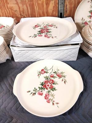 BEAUTIFUL CHINA SET "BALLERINA"