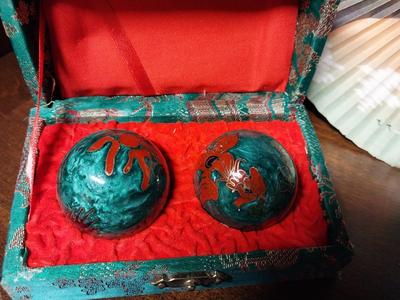 ASIAN MUSICAL STRESS BALLS AND FAN