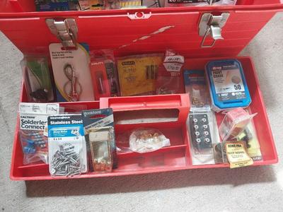 CARRY TOOLBOX WITH HARDWARE