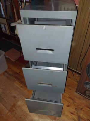 THREE DRAWER METAL FILE CABINET