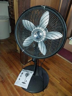 LASKO FAN WITH REMOTE