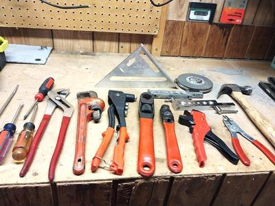 HAND TOOLS