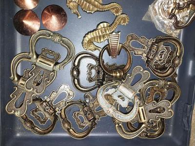 NICE ASSORTMENT OF KNOBS