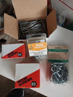 ASSORTMENT OF HARDWARE