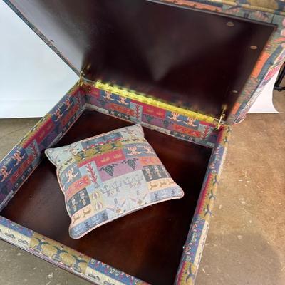 471 Vintage Upholstered DREXEL Storage Ottoman on Castors