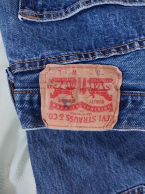 LEVI 501 JEANS (4)