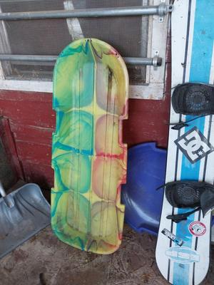 SLEDS AND SNOWBOARD