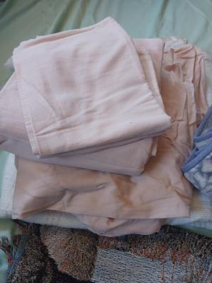 SOFT BLANKETS, SHEETS, WILDLIFE THROW AND THROW PILLOWS