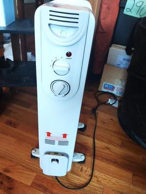 ELECTRIC PORTABLE HEATER AND TABLE FAN