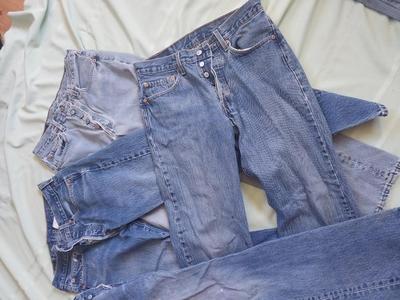 MENS LEVI 401 JEANS (4)