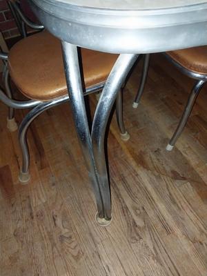 RETRO KITCHEN TABLE AND CHAIRS