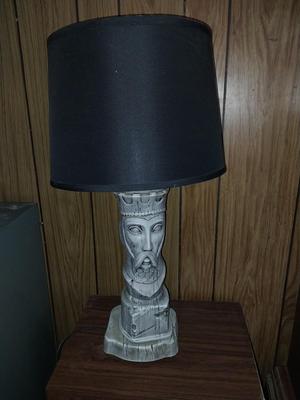 CHESS KING LAMP