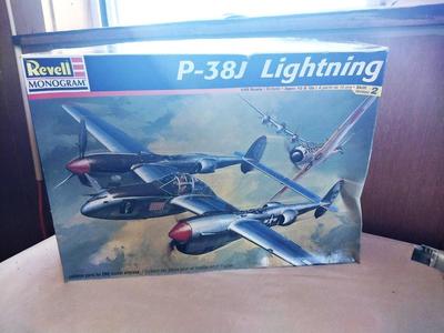 REMOTE CONTROL TANK-P38J LIGHTNING KIT-MILITARY CAP