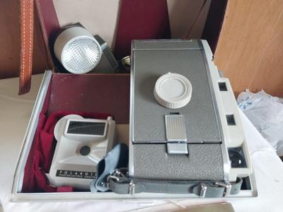 TWO VINTAGE CAMERAS-POLAROID LAND & REVERE