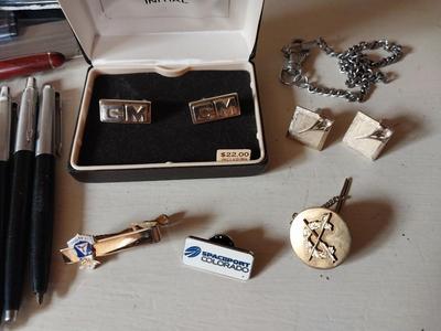 MENS CUFFLINGS-TIE TACKS-NICE WRITING PENS