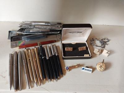 MENS CUFFLINGS-TIE TACKS-NICE WRITING PENS