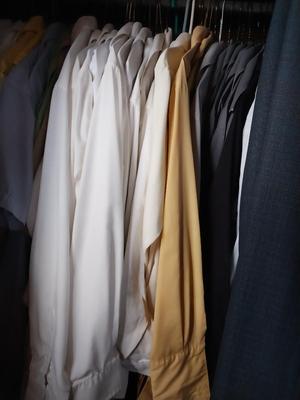 NICE SUIT AND BUTTON-DOWN SHIRTS