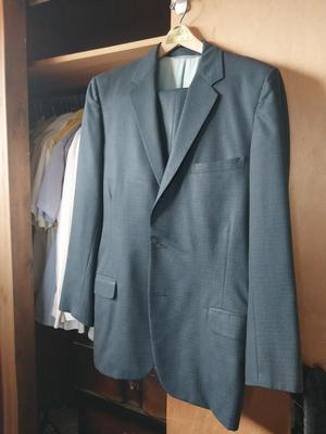 NICE SUIT AND BUTTON-DOWN SHIRTS