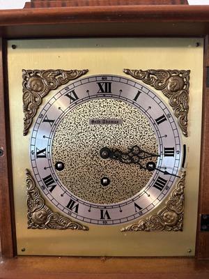 Vintage Seth Thomas Mantel Clock w/ Key