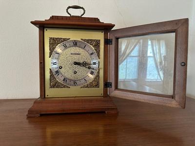 Vintage Seth Thomas Mantel Clock w/ Key