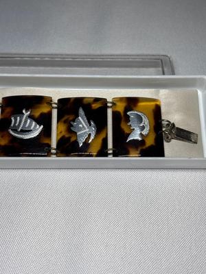 Sale Photo Thumbnail #25: See pics