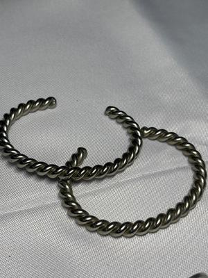 Sale Photo Thumbnail #70: Lucky horseshoe/shamrock & 1945 wheat penny bracelet, Mt Rushmore bracelet & 2 silver bracelets