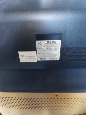 42" TOSHIBA PROJECTION TELEVISION WITH REMOTE