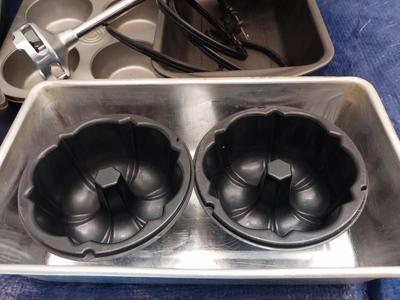 BAKING PANS-MIXING BOWLS AND BISTRO MIXER