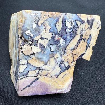 Carnelian, Agate, Jasper and More Cut Stones (B1-BM)