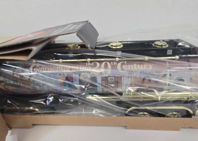 LOT 98: Texaco Trucks NIB