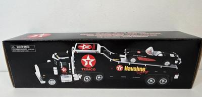 LOT 98: Texaco Trucks NIB