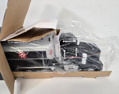 LOT 98: Texaco Trucks NIB