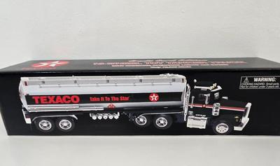LOT 98: Texaco Trucks NIB