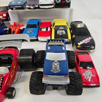 LOT 171: Various Cars and Trucks