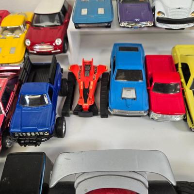 LOT 171: Various Cars and Trucks